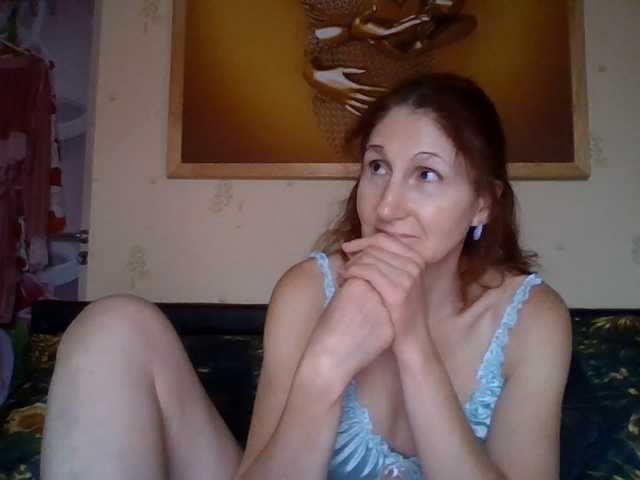 angelique4 live cam on BongaCams