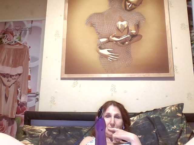 angelique4 live cam on BongaCams