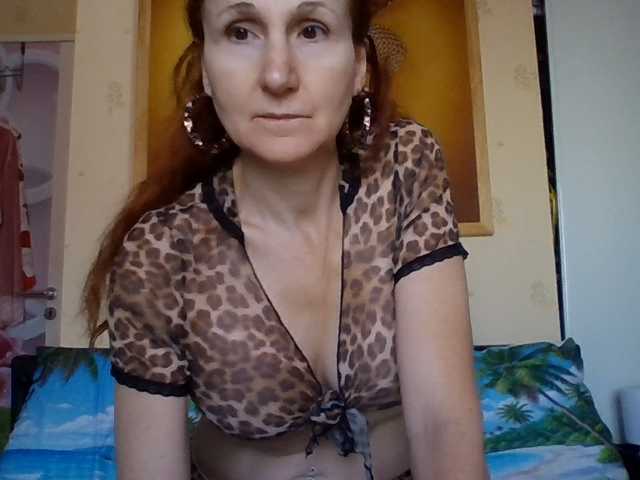 angelique4 live cam on BongaCams