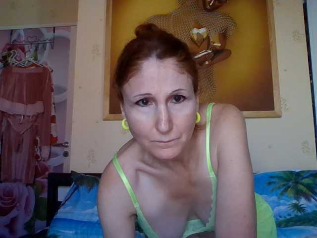 angelique4 live cam on BongaCams