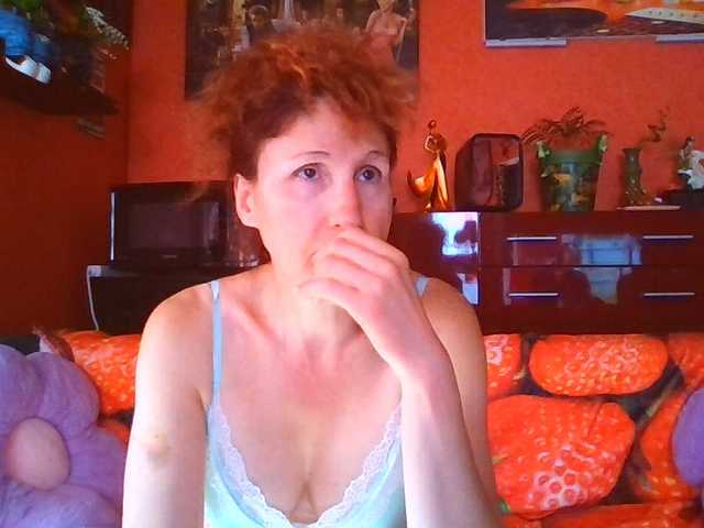 Angelique4, 37 y/o - Live Cam on BongaCams