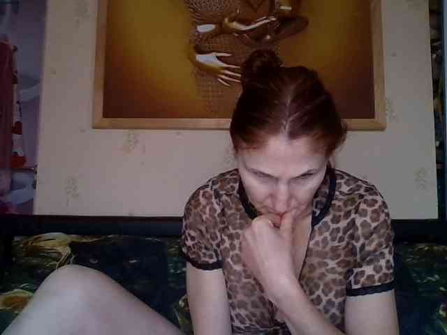Model: Angelique4