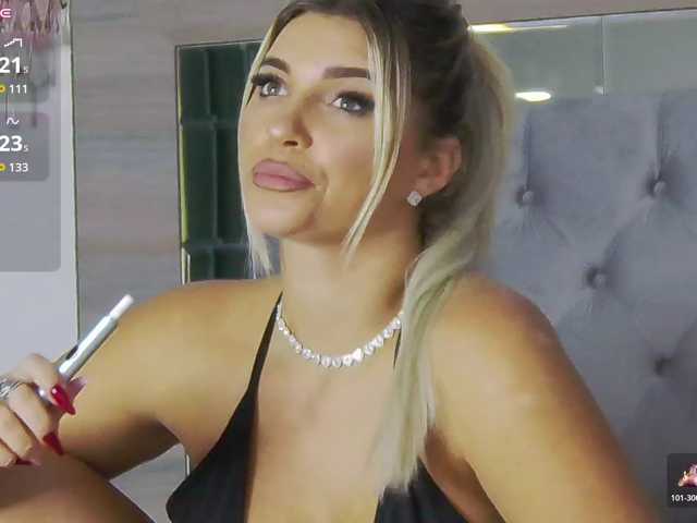 lorehottie
