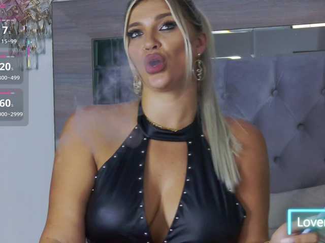 Lorehottie