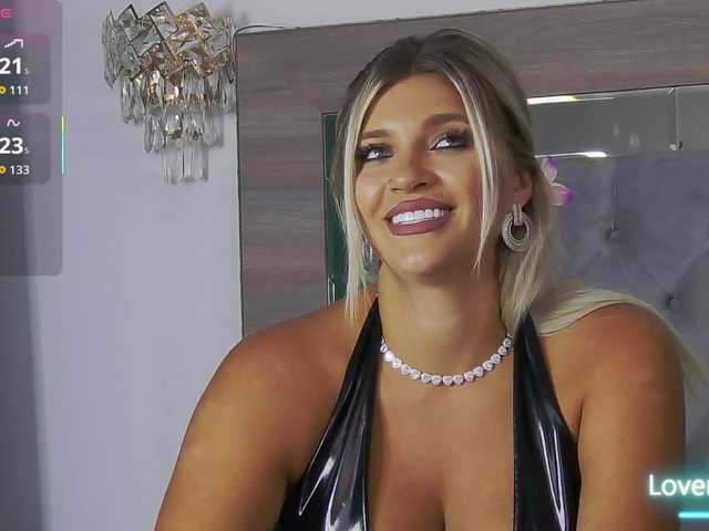 LoreHottie