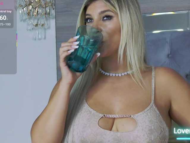 lorehottie
