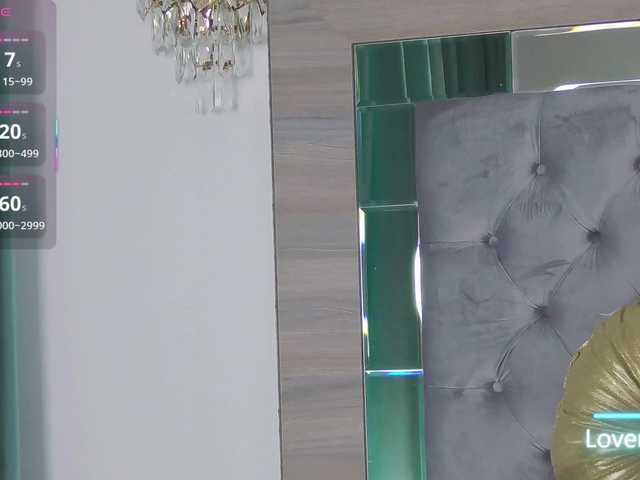 lorehottie live cam on BongaCams