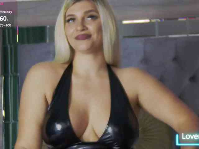 lorehottie lorehottie