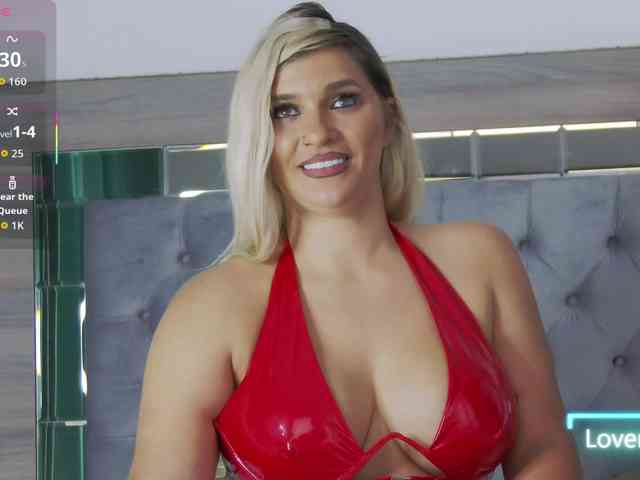 LoreHottie webcam