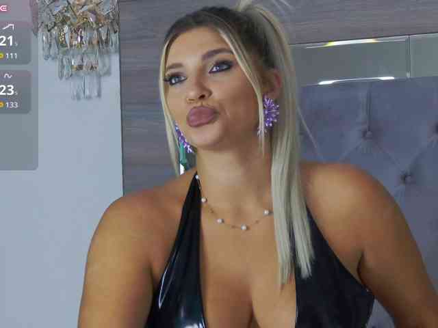 LoreHottie