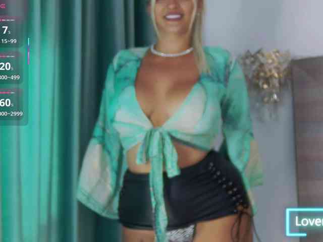 LoreHottie webcam