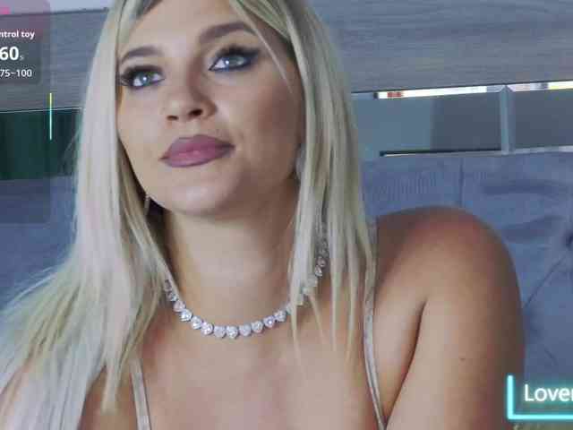 lorehottie