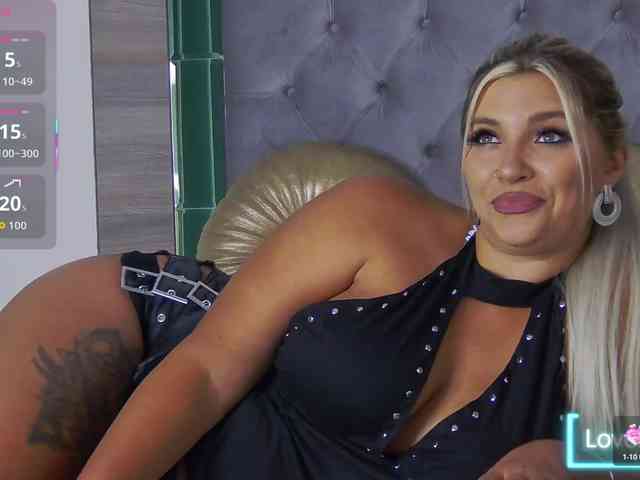 Modèle: LoreHottie