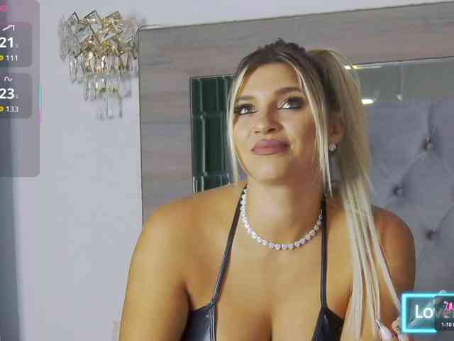 LoreHottie