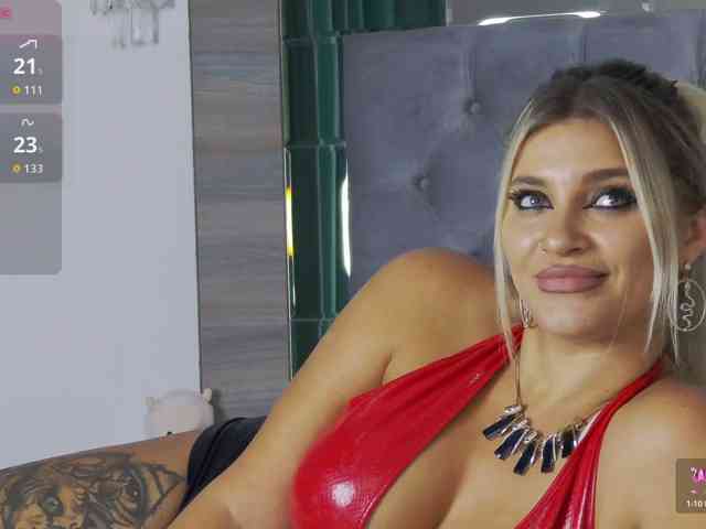 LoreHottie