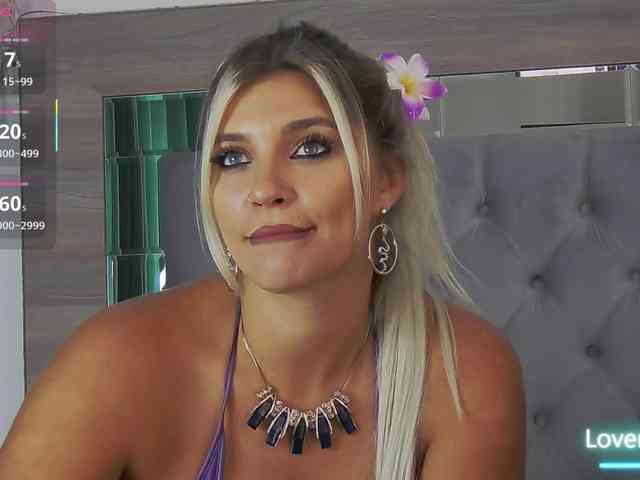 lorehottie lorehottie