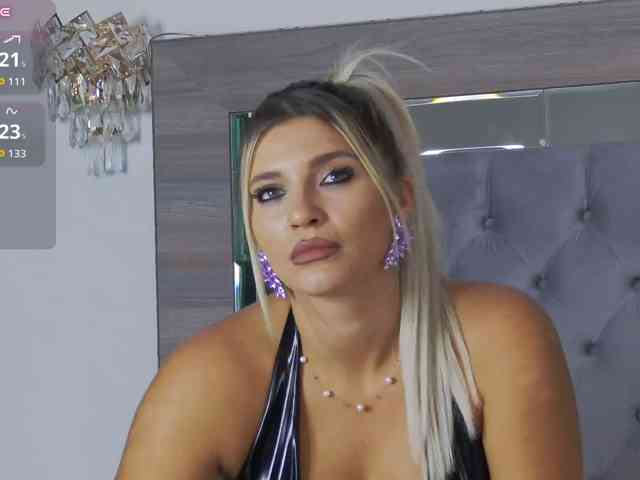 LoreHottie