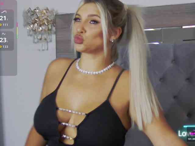 LoreHottie