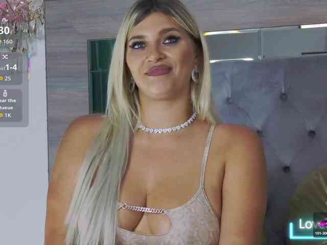 LoreHottie