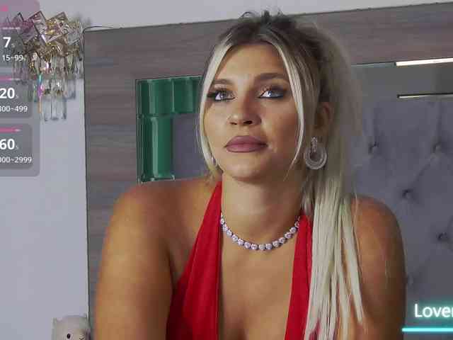 Modèle: LoreHottie