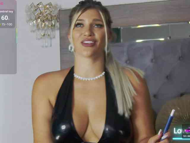 LoreHottie