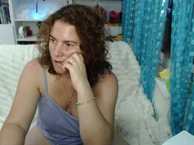 DomSubFemme webcam
