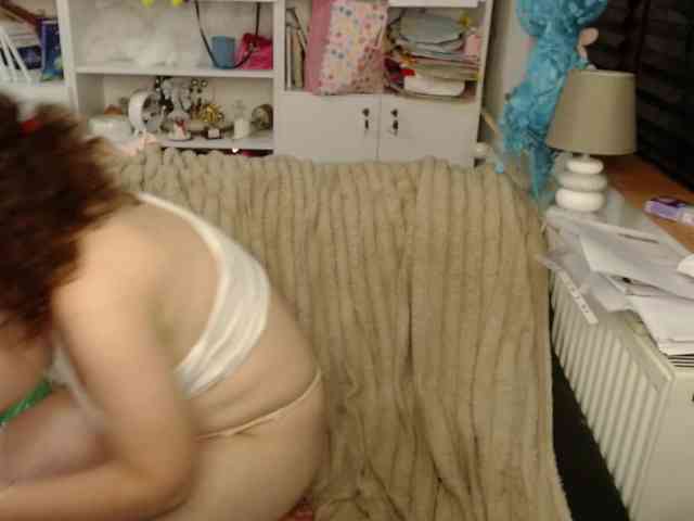 Modèle: DomSubFemme