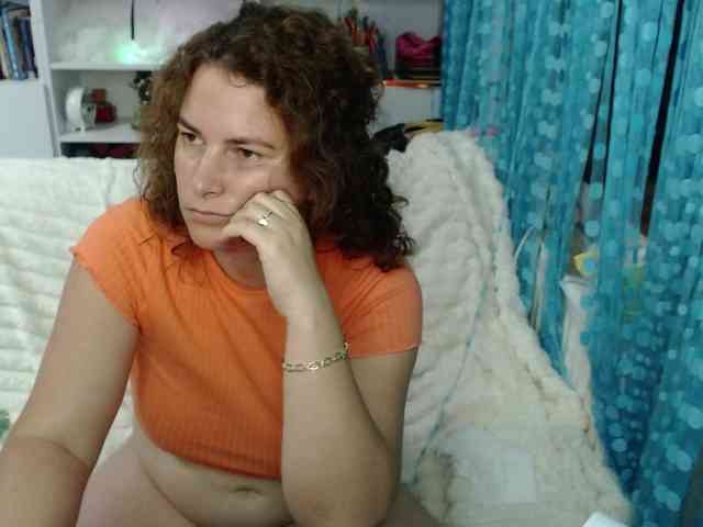 DomSubFemme webcam