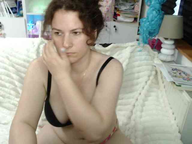 Modella: DomSubFemme