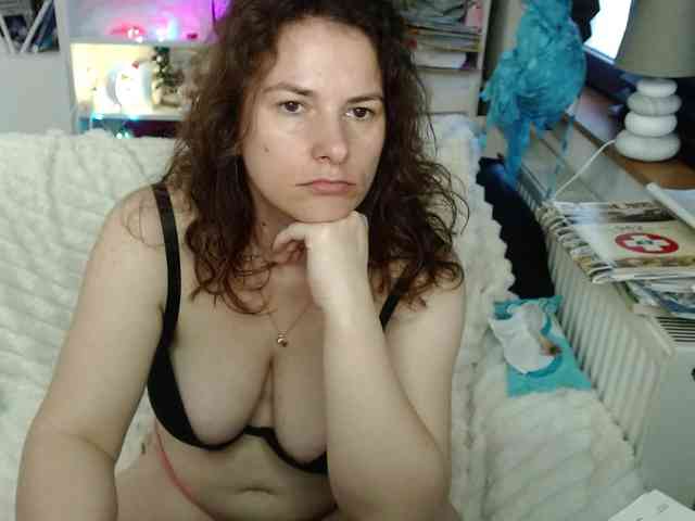 DomSubFemme webcam