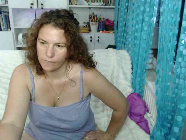 DomSubFemme webcam
