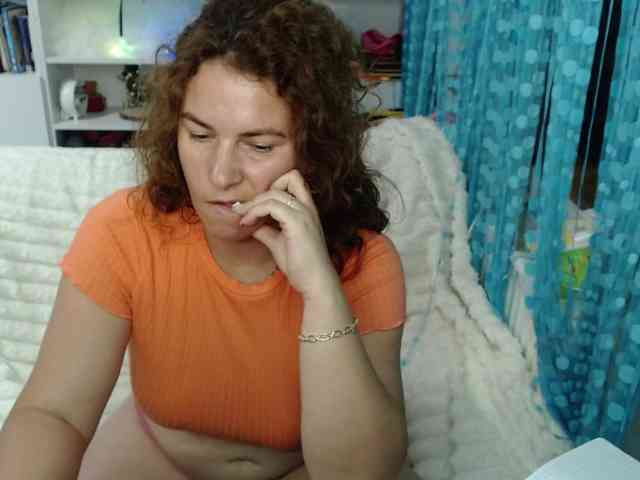 DomSubFemme webcam