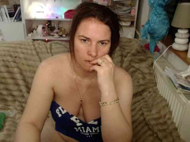 DomSubFemme webcam