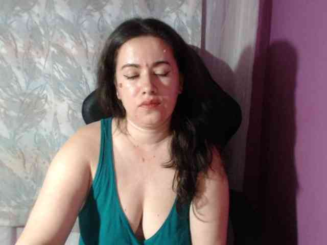 GldSquirt23 webcam