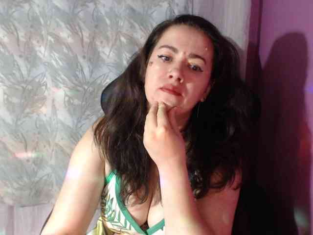 GldSquirt23 webcam