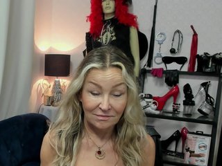 Soft-Crystal Porn Show