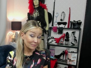 Soft-Crystal Porn Show