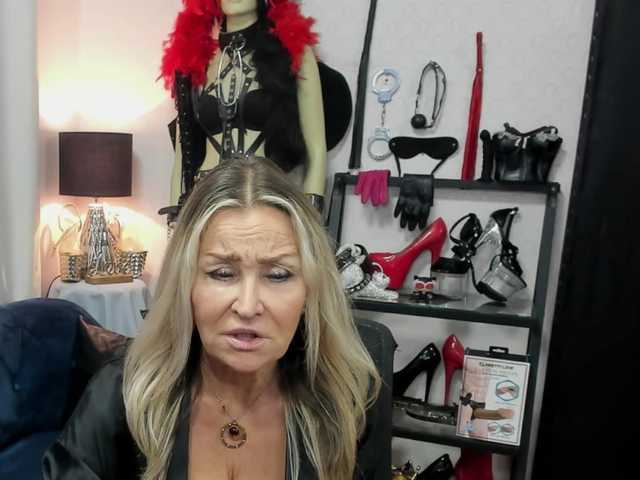 soft-crystal live cam on BongaCams