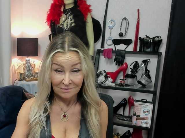 soft-crystal live cam on BongaCams