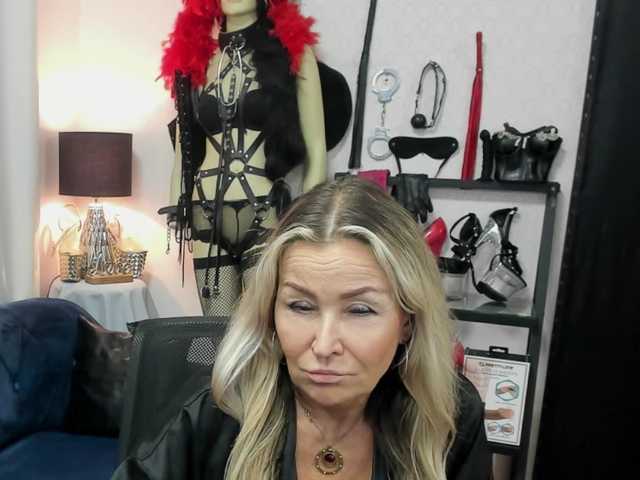 soft-crystal live cam on BongaCams