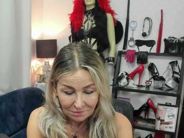 soft-crystal live cam on BongaCams