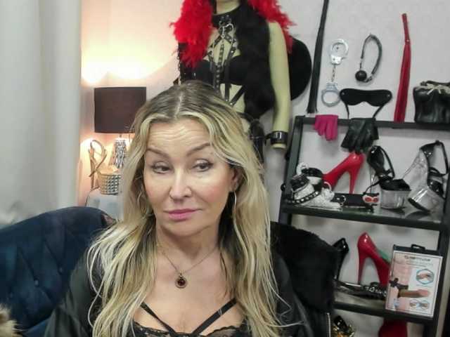 soft-crystal's BongaCams show and profile