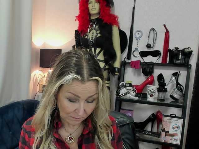 soft-crystal live cam on BongaCams