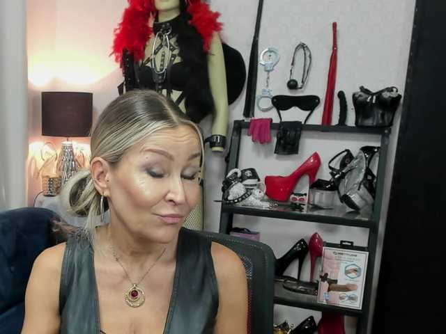 soft-crystal live webcam show