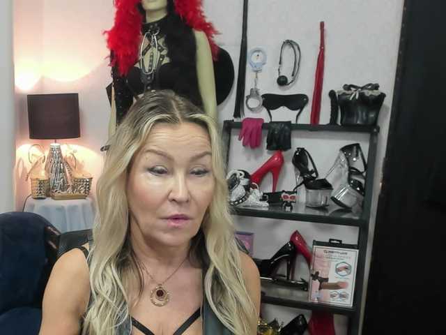 soft-crystal live cam on BongaCams