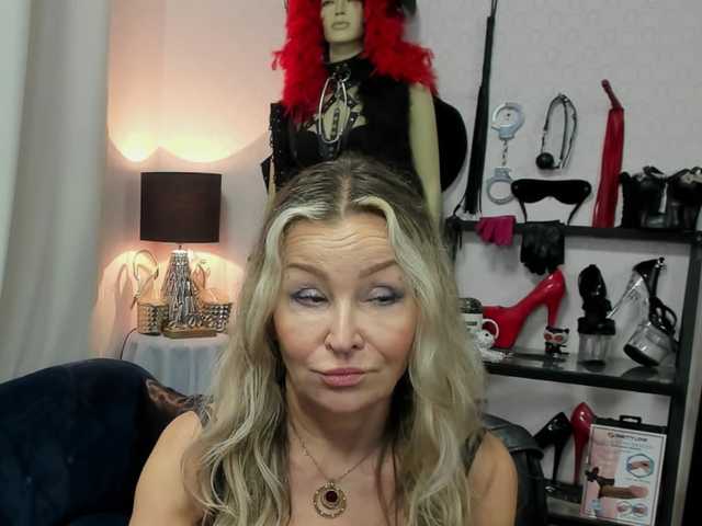 soft-crystal live cam on BongaCams