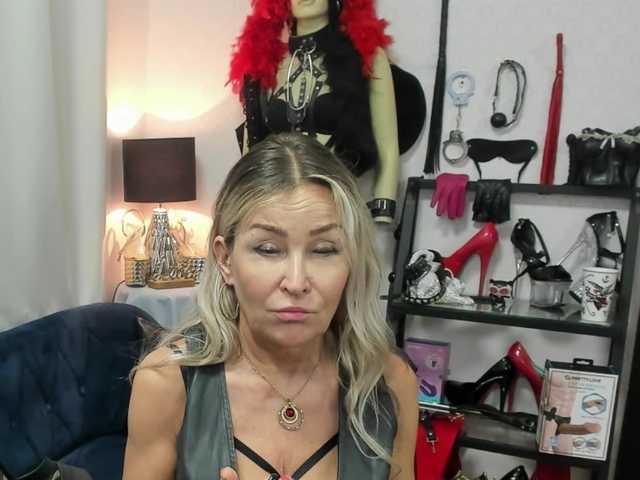 soft-crystal live cam on BongaCams