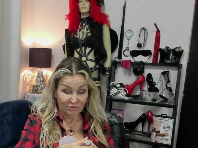 soft-crystal live cam on BongaCams