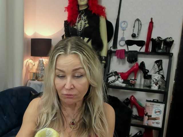 soft-crystal live cam on BongaCams
