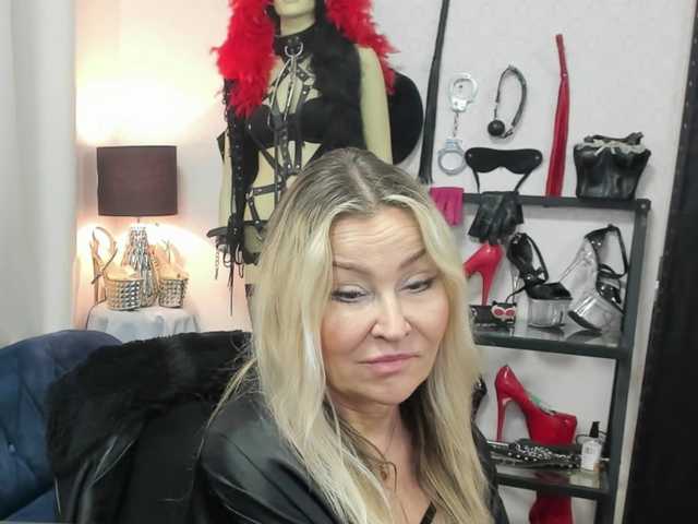 soft-crystal's BongaCams show and profile